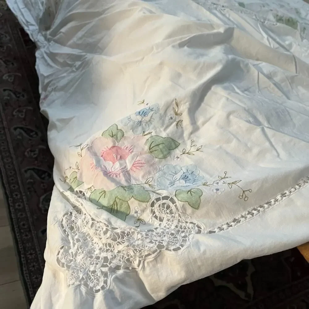 Vintage White Pastel Floral Full Duvet Cover Battenburg Lace Cutouts 100% Cotton